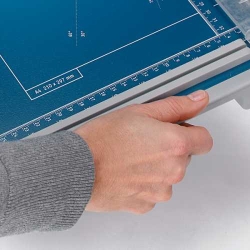 Dahle 502 Pratik A4 Kollu Giyotin (8 Yaprak Kapasiteli Kağıt Kesici) - 2