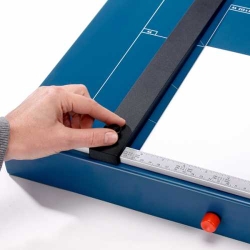 Dahle 567  Tam Profesyonel A3 Kollu Giyotin (35 Yaprak Kapasiteli) - 4