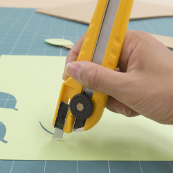 OLFA L-3 Çift Yönlü Kullanılabilir Geniş Maket Bıçağı - 2