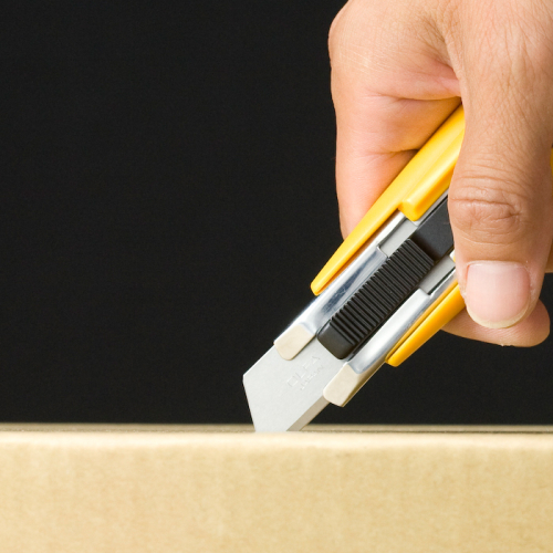 OLFA SK-9 Otomatik Geri Çekilebilir Bıçaklı Koli Açabilen Maket Bıçağı - 3