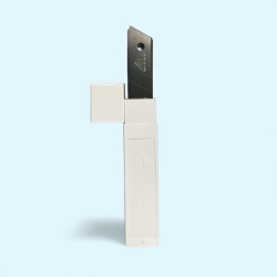 ZORRO 1404 Geniş Maket Bıçağı Yedeği 18mm 7 Kırımlı 50 Adet - 5